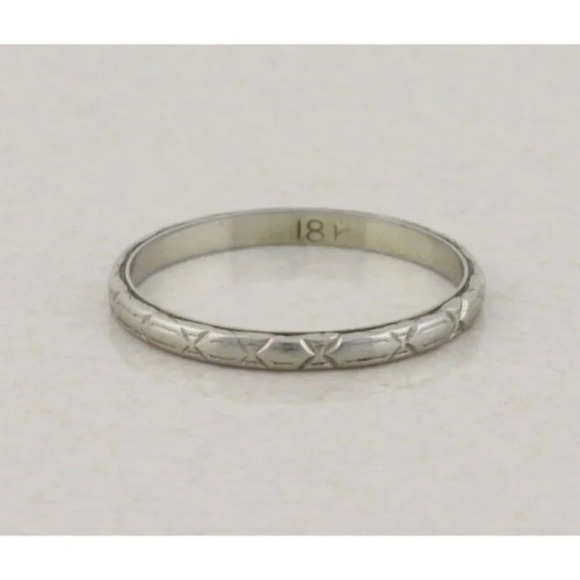 18k White Gold Antique Art Deco Patterned Band Ring Size 8 - Picture 5 of 6